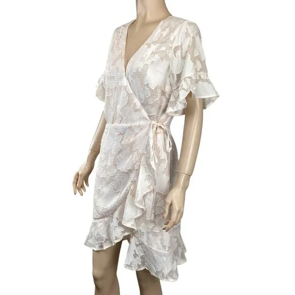 Gilli Women's Wrap Dress Medium Floral Ruffle Short Sleeve‎ White/Beige - Picture 4 of 8
